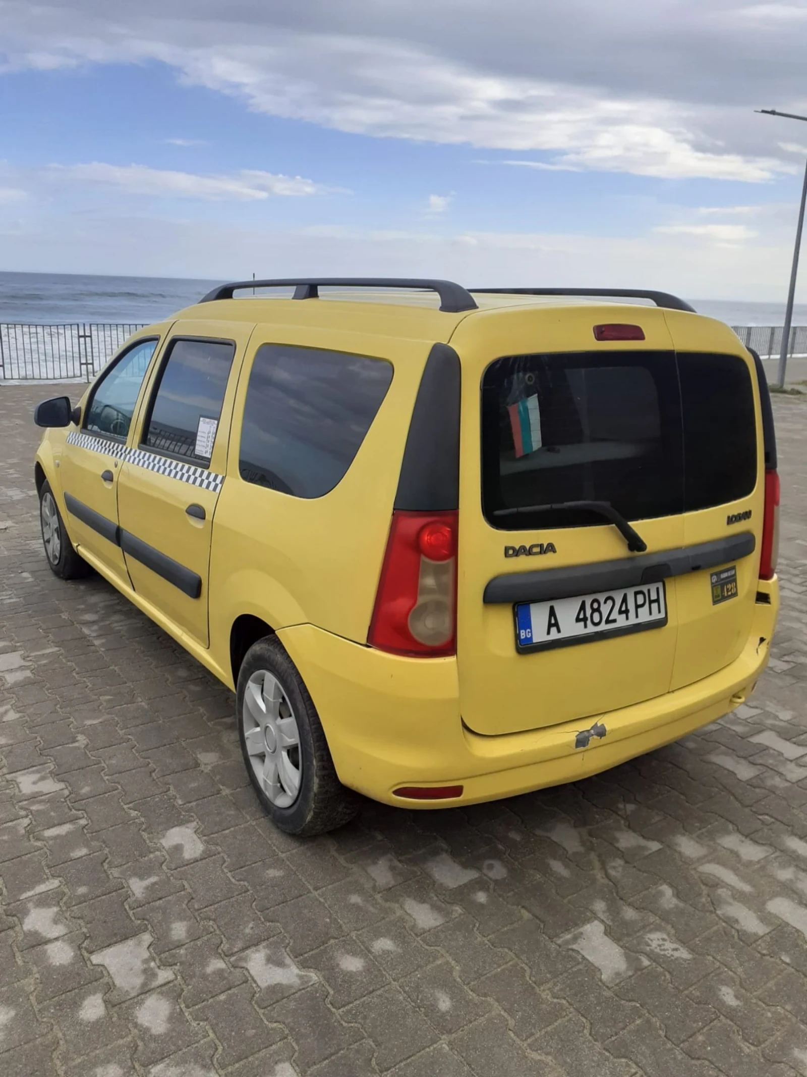 Dacia Logan 1.6 i ГАЗ - изображение 4