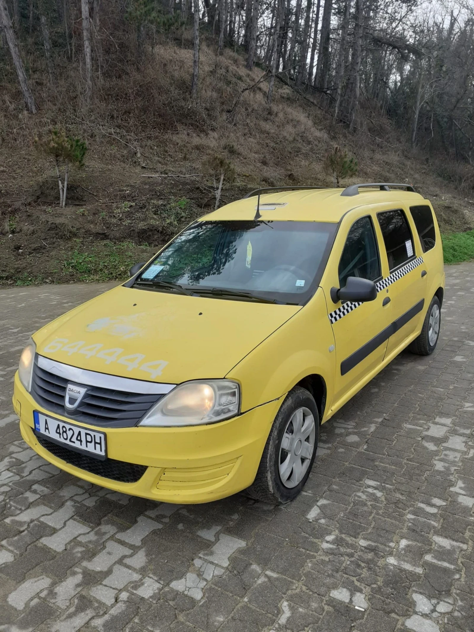 Dacia Logan 1.6 i ГАЗ - изображение 3