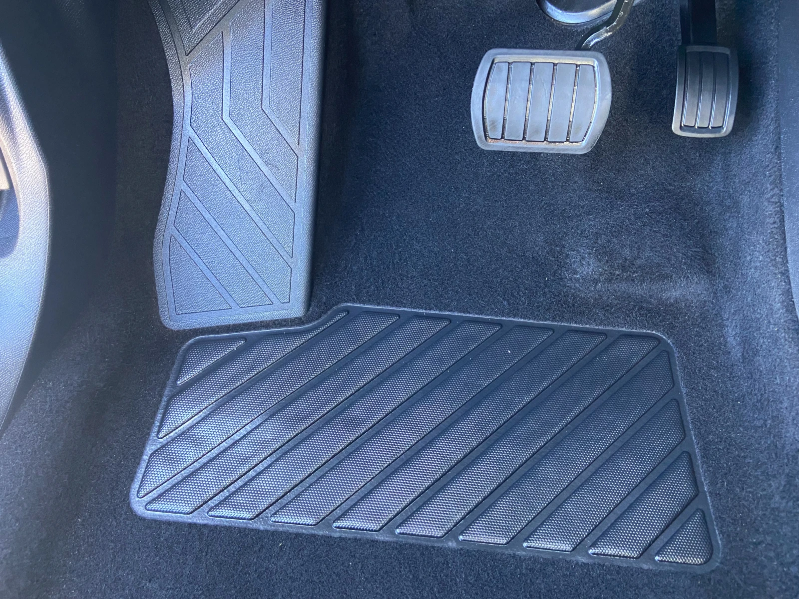 Peugeot 3008 1.2i-Allure-Изключително запазен!, снимка 7 - Автомобили и джипове - 53796889