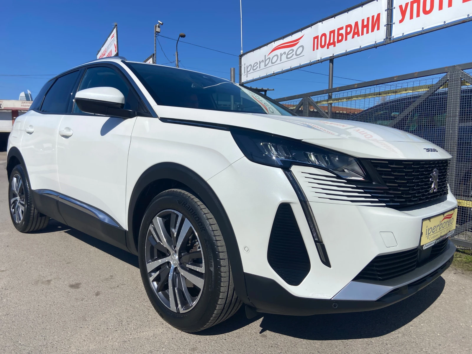 Peugeot 3008 1.2i-Allure-Изключително запазен!, снимка 3 - Автомобили и джипове - 53796889