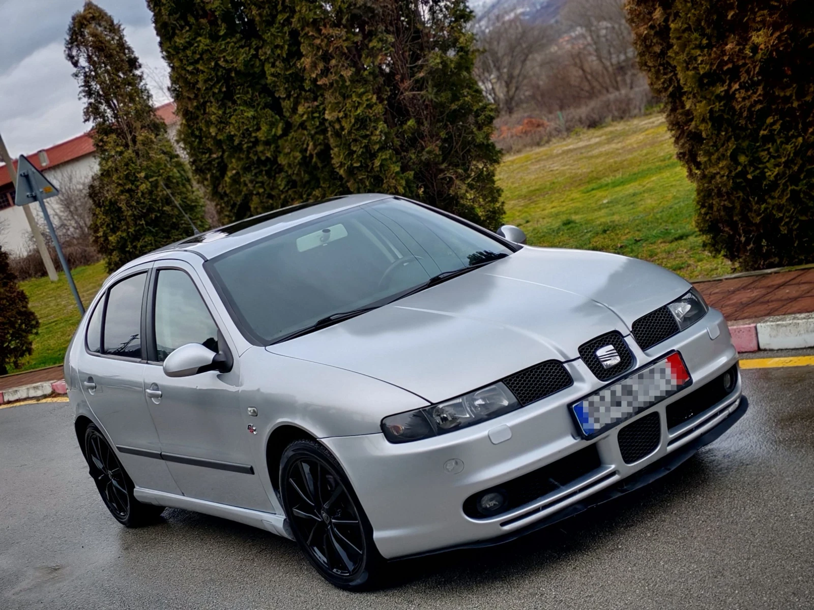 Seat Leon 1.9TDI(150)(ARL)* FACELIFT* FR-EDITION* НОВ ВНОС* , снимка 2 - Автомобили и джипове - 53865955