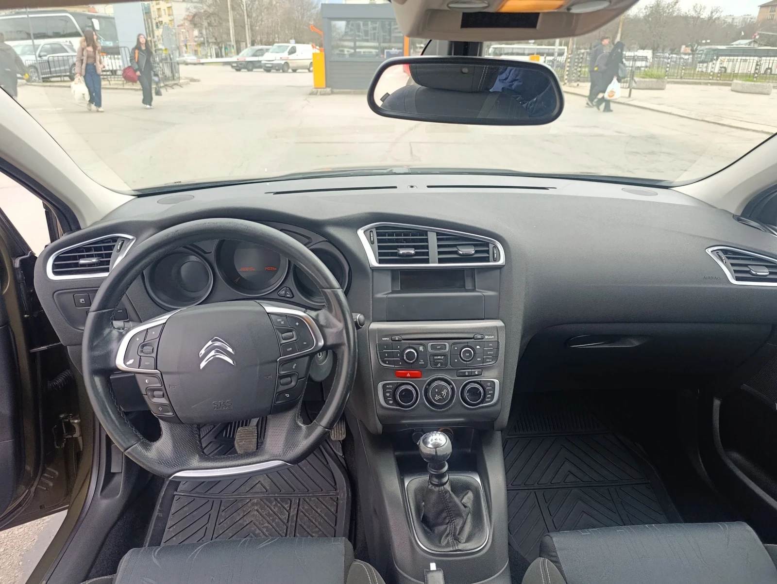 Citroen C4, снимка 8 - Автомобили и джипове - 53915645