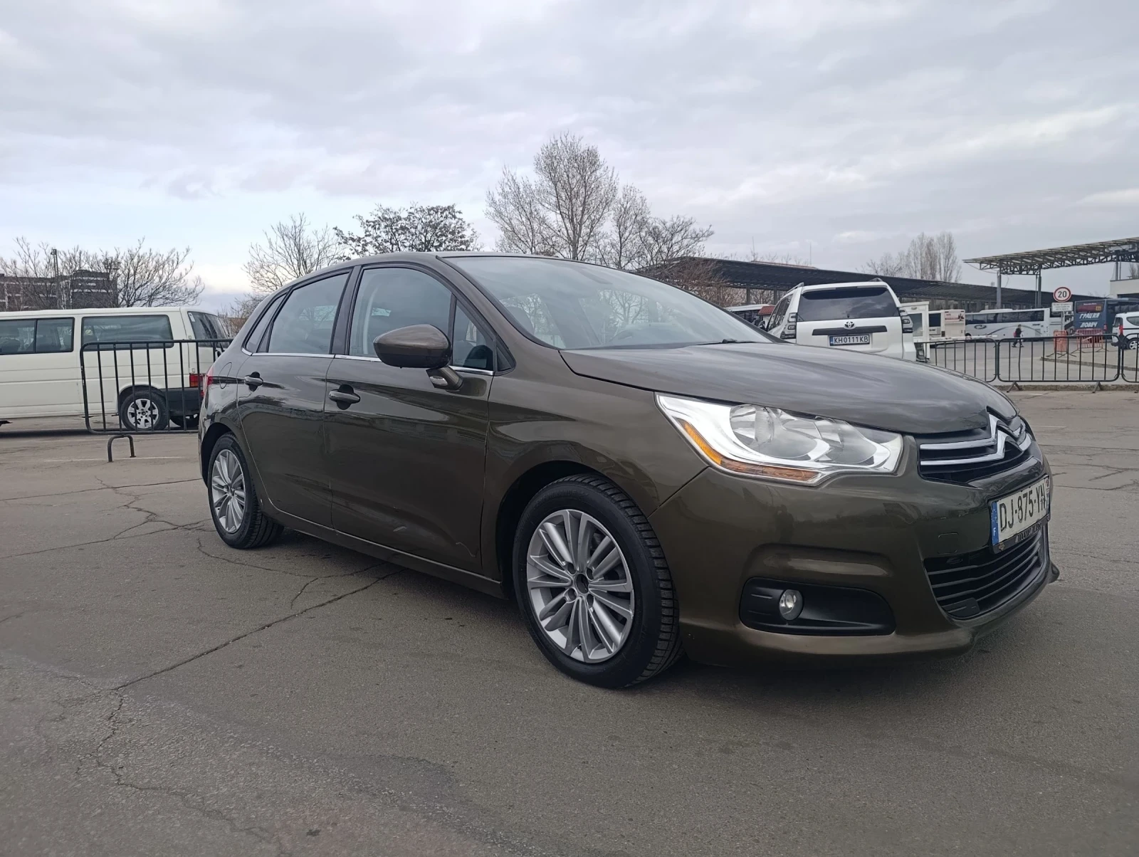 Citroen C4, снимка 3 - Автомобили и джипове - 53915645