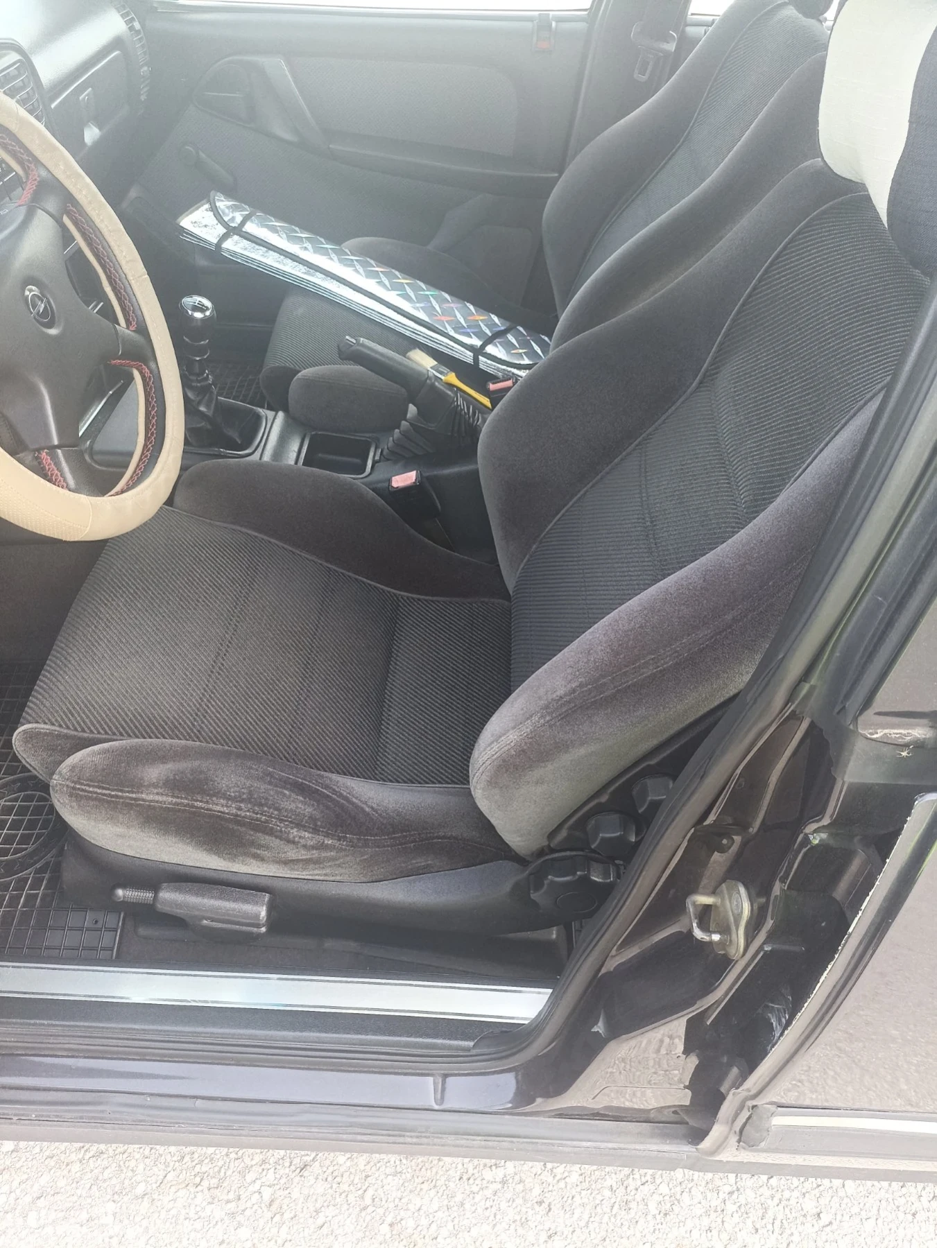 Opel Omega 2.00  115 к.с, снимка 17 - Автомобили и джипове - 54757904