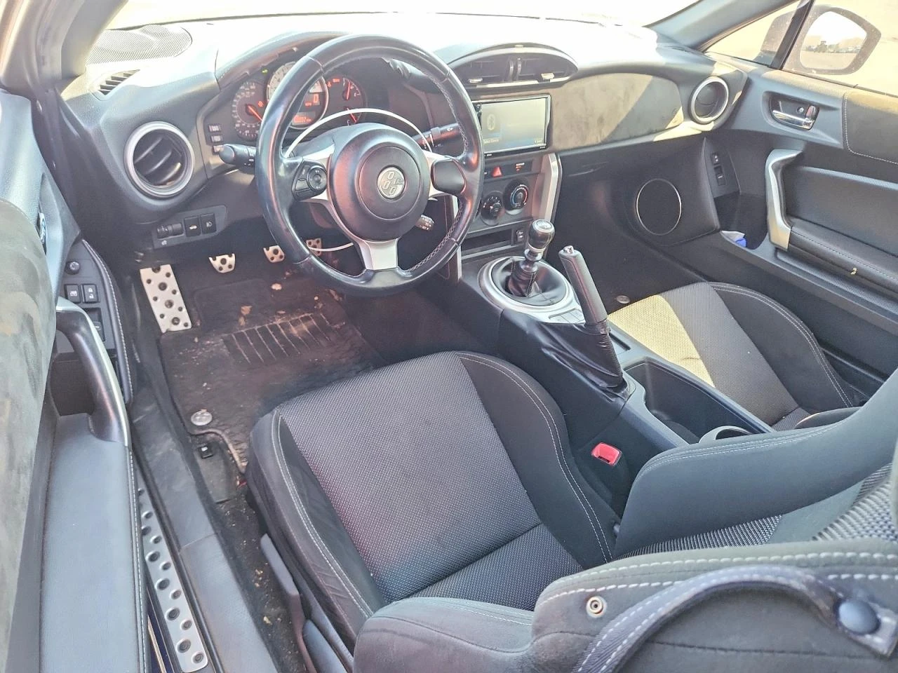 Toyota GT86 2.0l 86 Base | Mobile.bg � ����������� 8