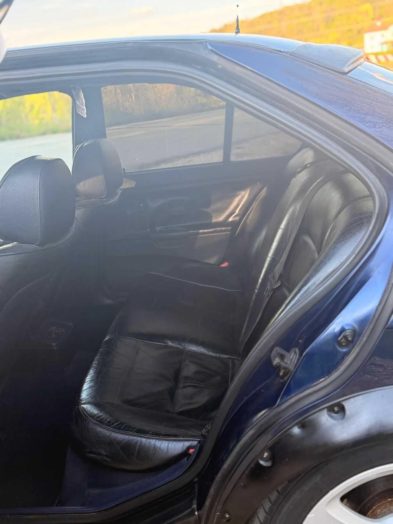 BMW 320, снимка 11 - Автомобили и джипове - 54305780