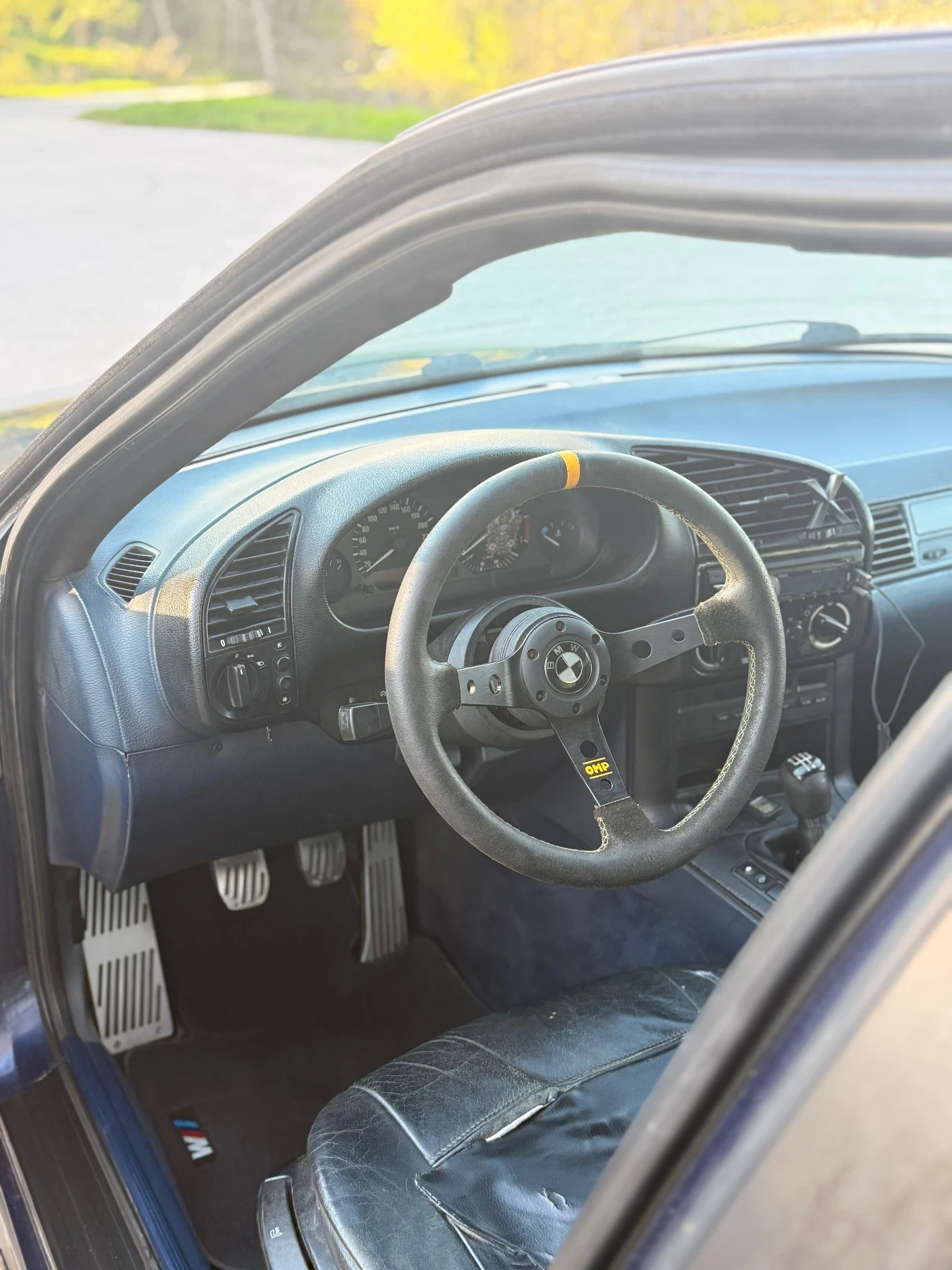 BMW 320, снимка 9 - Автомобили и джипове - 54305780