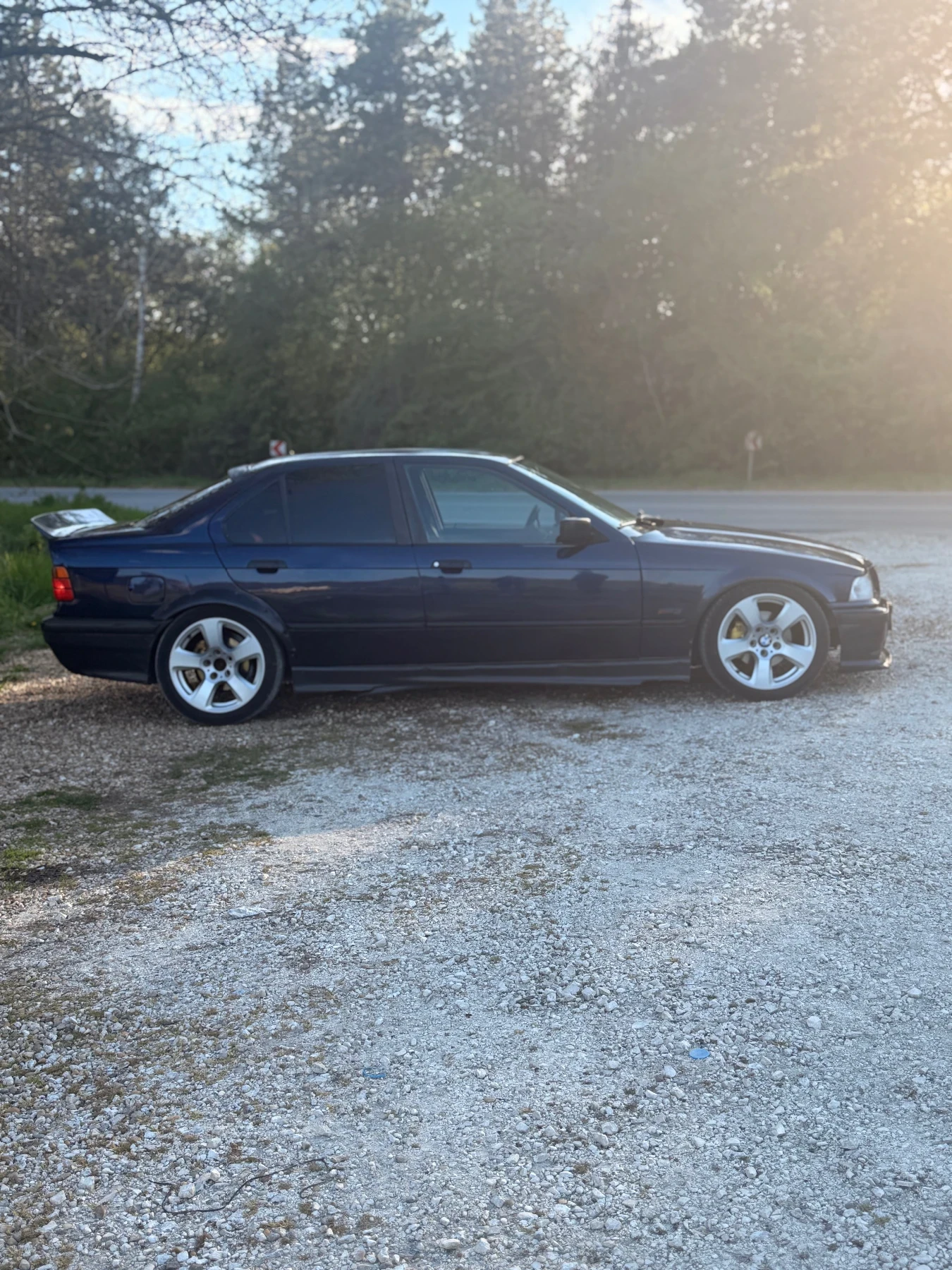 BMW 320, снимка 6 - Автомобили и джипове - 54305780