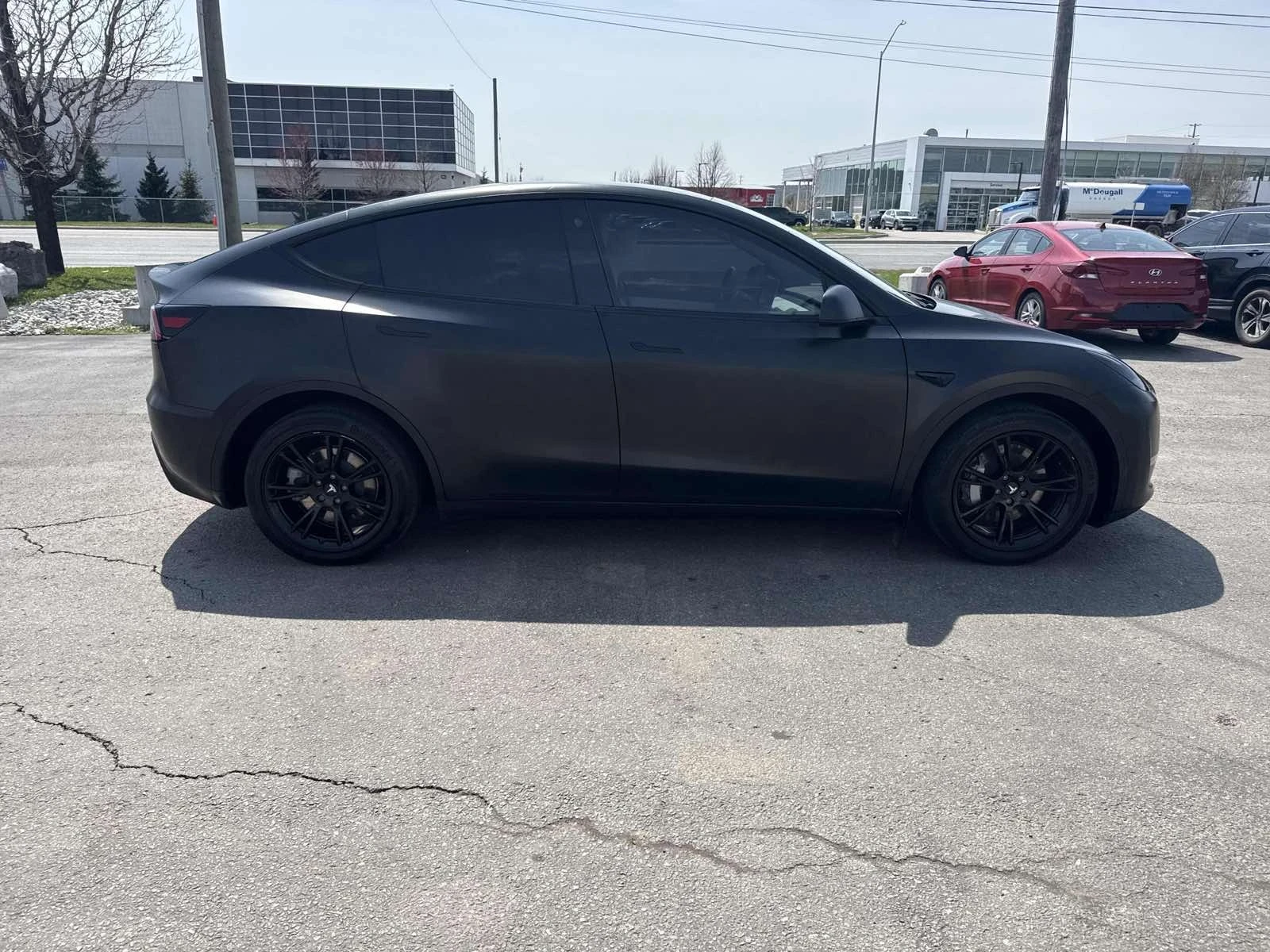 Tesla Model Y Long Range* Dual motor* Black Matte, снимка 3 - Автомобили и джипове - 54316598