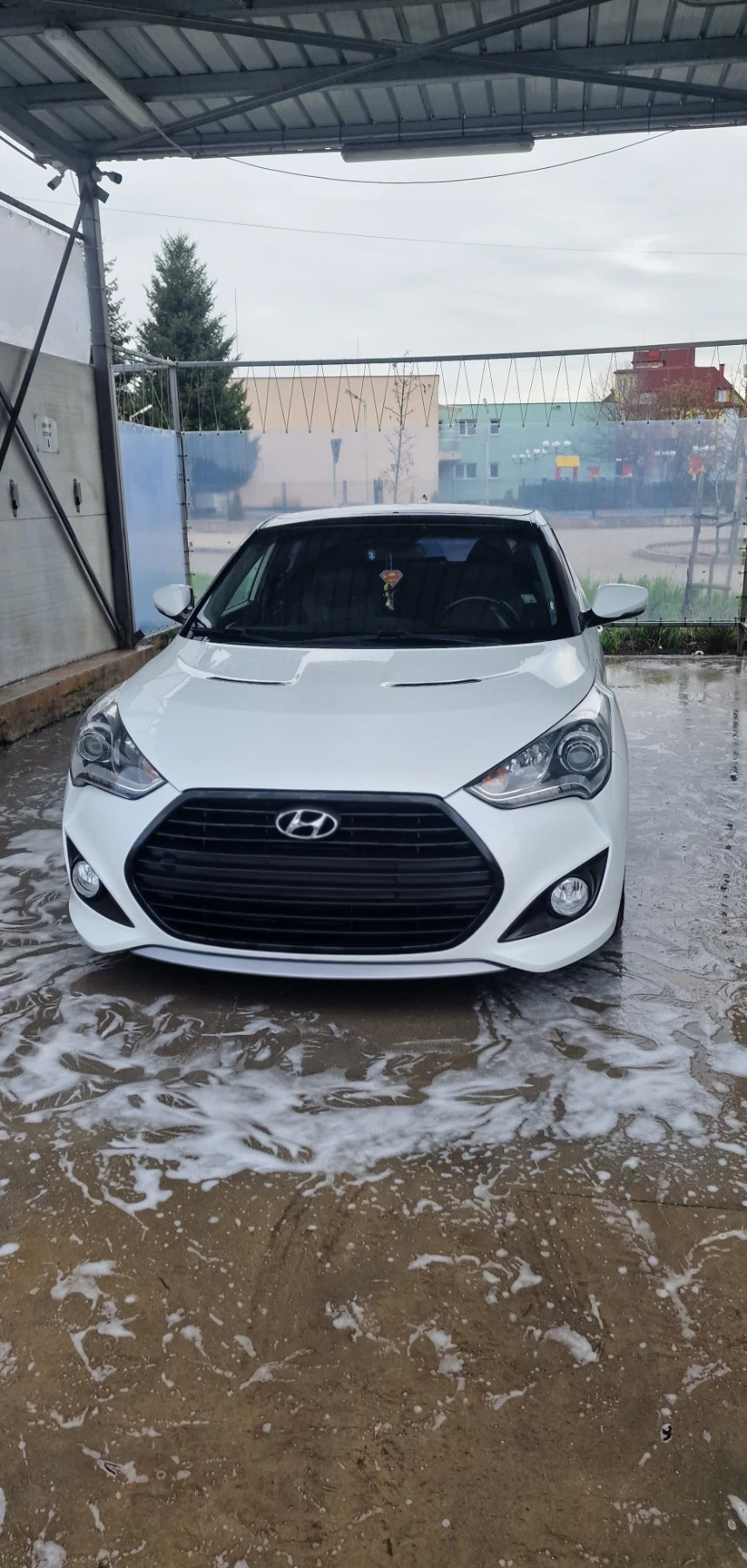 Hyundai Veloster  FS