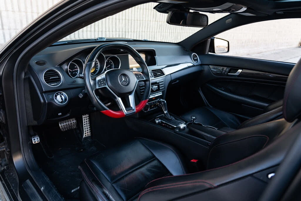 Mercedes-Benz C 63 AMG BLACK SERIES , снимка 12 - Автомобили и джипове - 55392338
