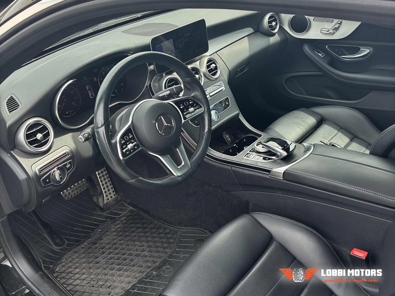 Mercedes-Benz C 300, снимка 5 - Автомобили и джипове - 56103927
