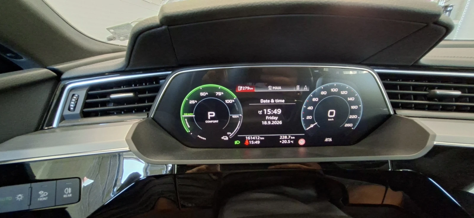 Audi E-Tron 55, снимка 13 - Автомобили и джипове - 56130181