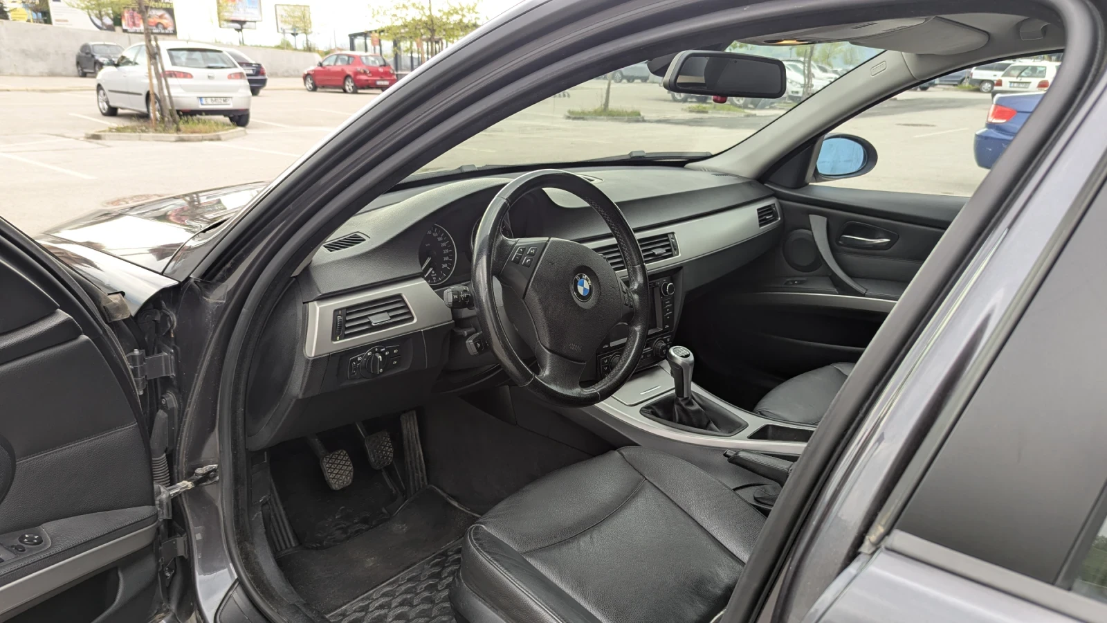 BMW 320, снимка 4 - Автомобили и джипове - 56551806