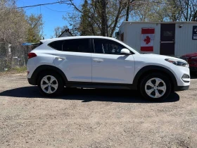 Hyundai Tucson * FWD 4dr 2.0L * CARFAX * 2 КЛЮЧА * KEYLESS * , снимка 3
