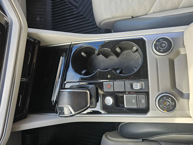 VW Touareg 3.0 dCi 286 hp, снимка 8 - Автомобили и джипове - 51963246