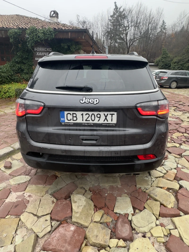 Jeep Compass Jeep Compass Limited 2.4I 4x4, снимка 7 - Автомобили и джипове - 52596792