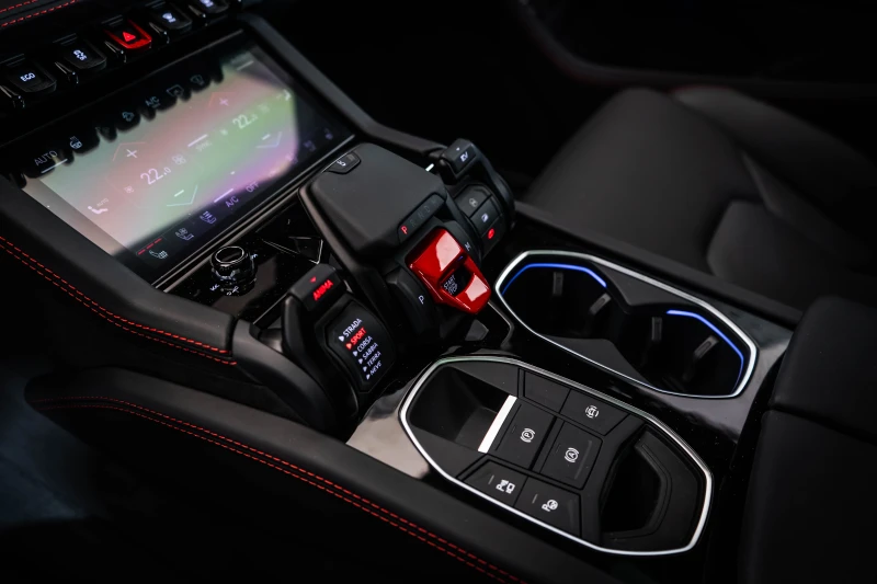 Lamborghini Urus SE Rosso Mars, снимка 9 - Автомобили и джипове - 52614577