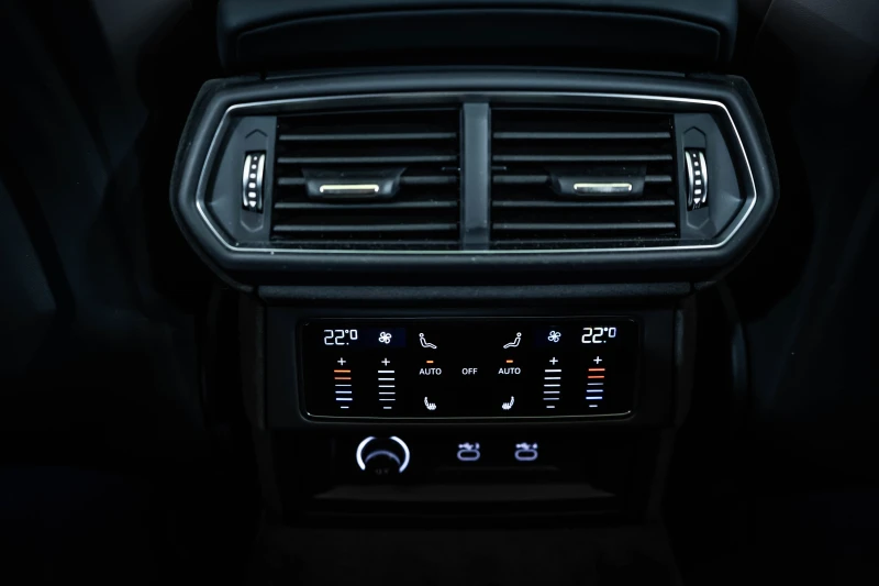 Lamborghini Urus SE Rosso Mars, снимка 15 - Автомобили и джипове - 52614577