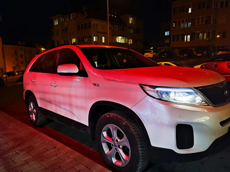 Kia Sorento 2.2CRDI-SWISS, снимка 13 - Автомобили и джипове - 52903396