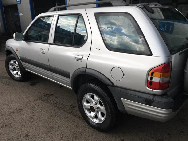 Opel Frontera 2,2 dti -5 броя - изображение 3