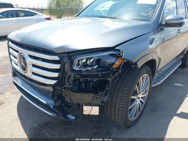 Mercedes-Benz GLS580 * 4MATIC* * АвтоКредит*  - изображение 3