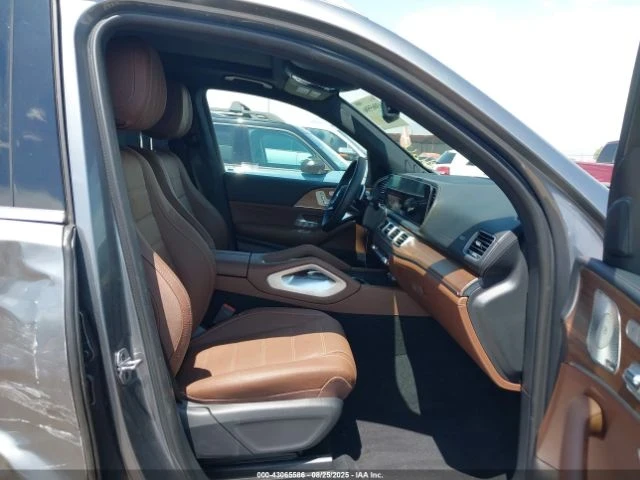 Mercedes-Benz GLS580 * 4MATIC* * АвтоКредит*  - изображение 10