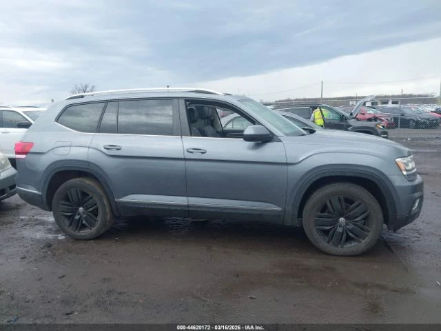 VW Atlas 3.6L V6 SEL / 4Х4 / 7 МЕСТА / ЛИЗИНГ, снимка 14 - Автомобили и джипове - 54683316