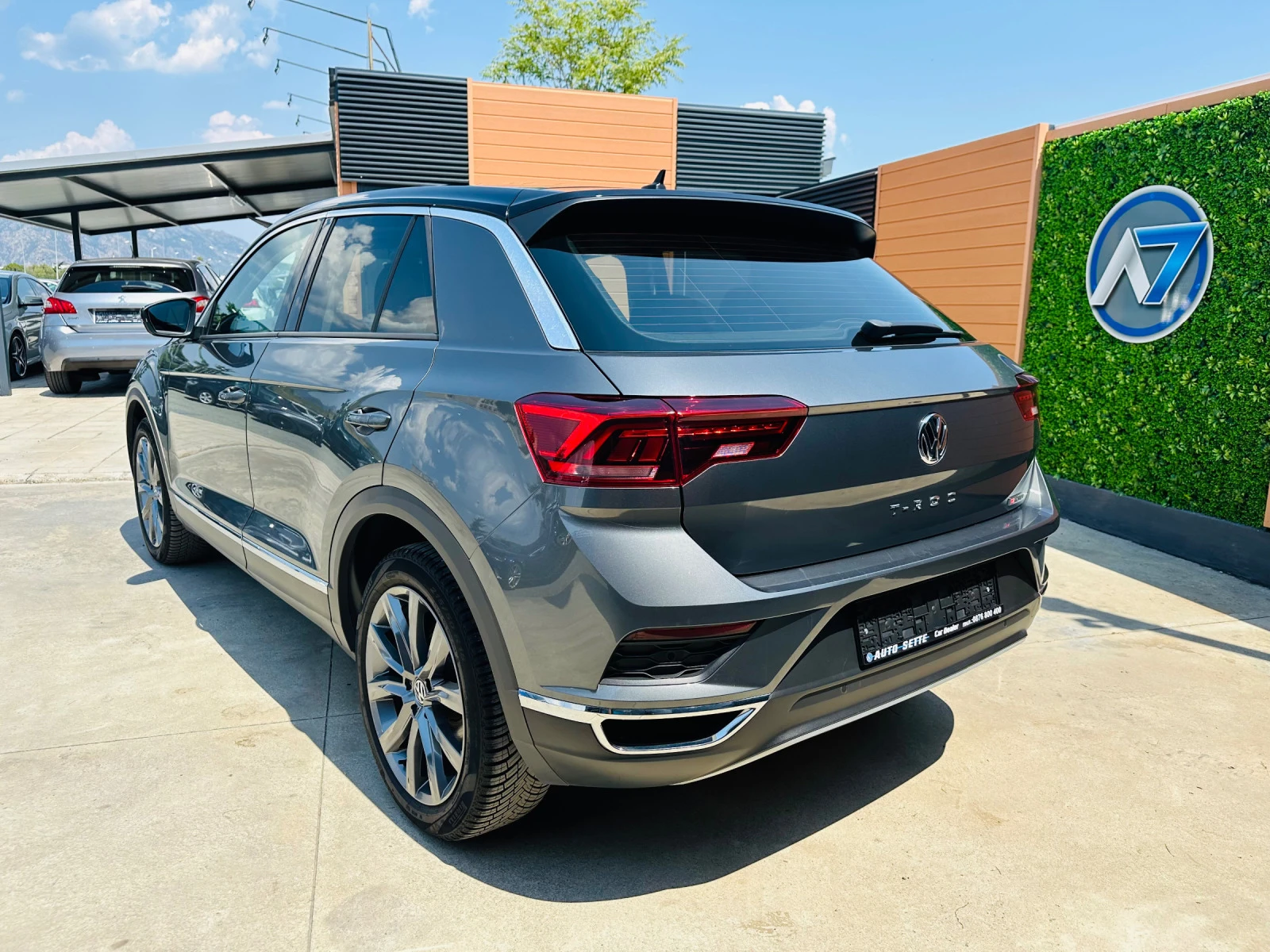 VW T-Roc 2.0TDI/DSG/4-motion/Distronic/Led/Navi/Camera - изображение 6