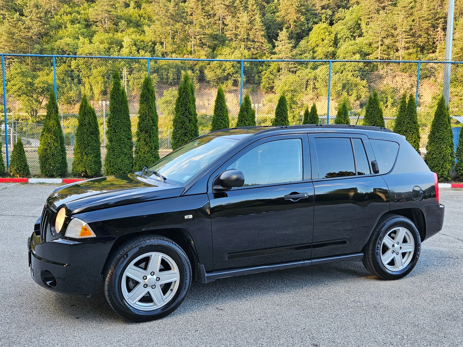 Jeep Compass 2.0Tdi 4x4/Klimatik/Euro-4 - изображение 3