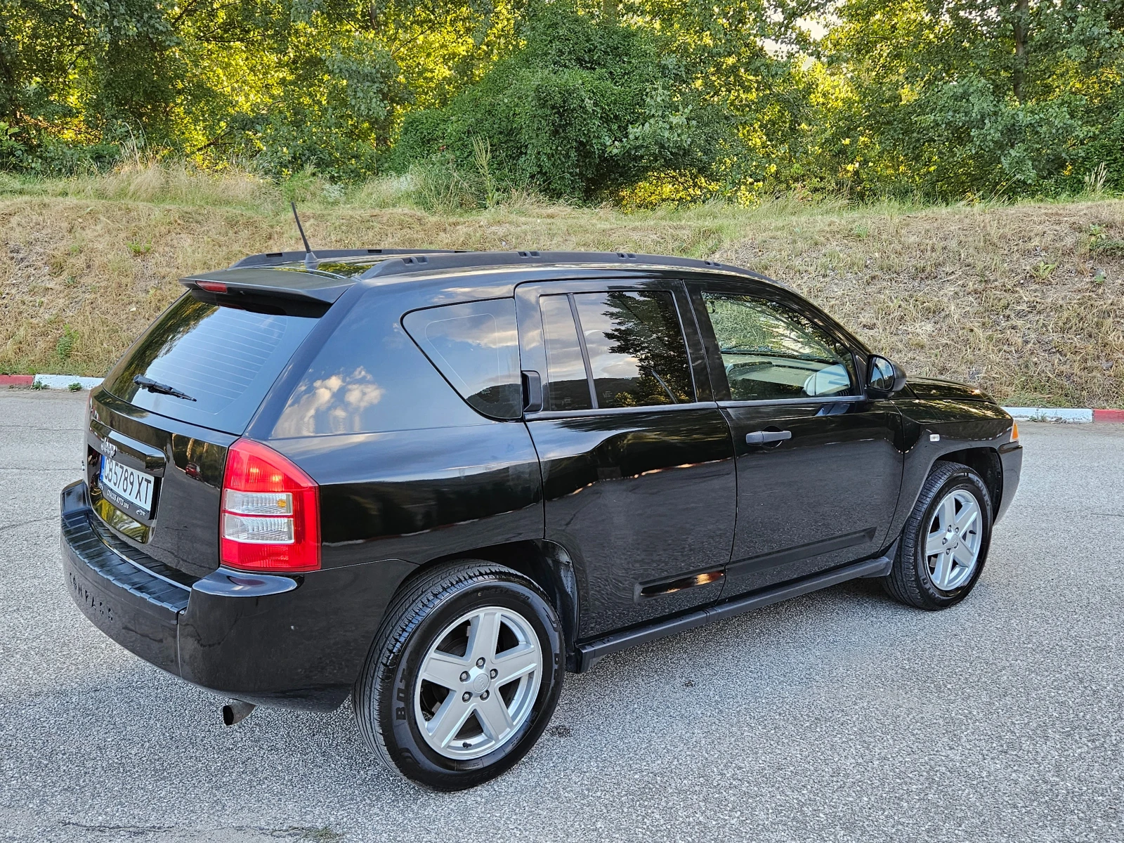 Jeep Compass 2.0Tdi 4x4/Klimatik/Euro-4 - изображение 7