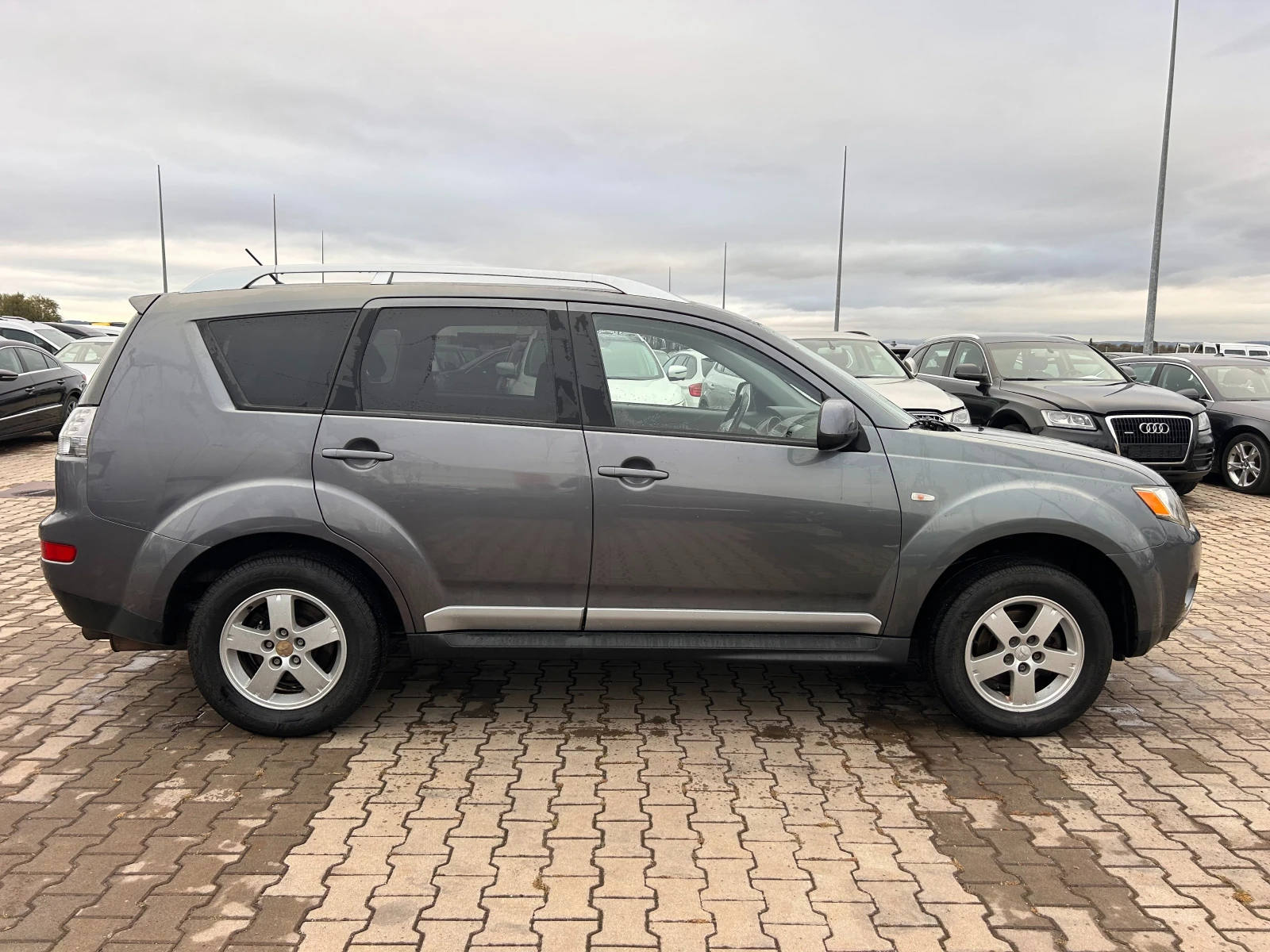 Mitsubishi Outlander 2.4i EURO 4 - изображение 5
