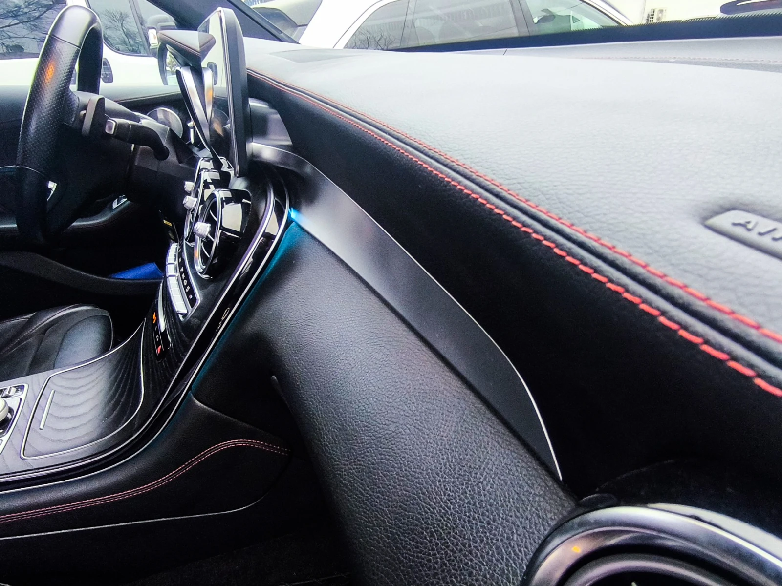 Mercedes-Benz GLC 43 AMG  - изображение 10