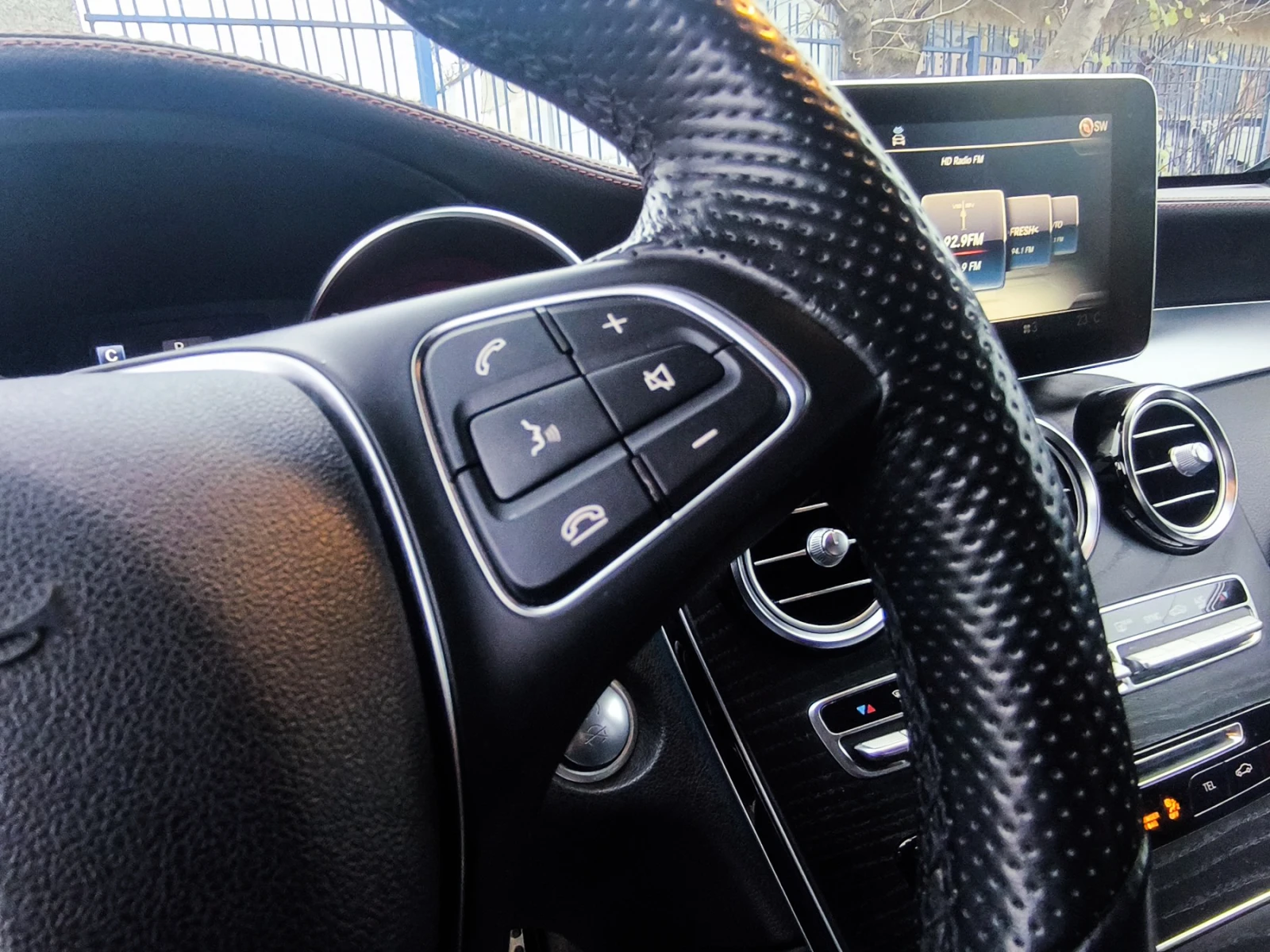 Mercedes-Benz GLC 43 AMG  - изображение 9