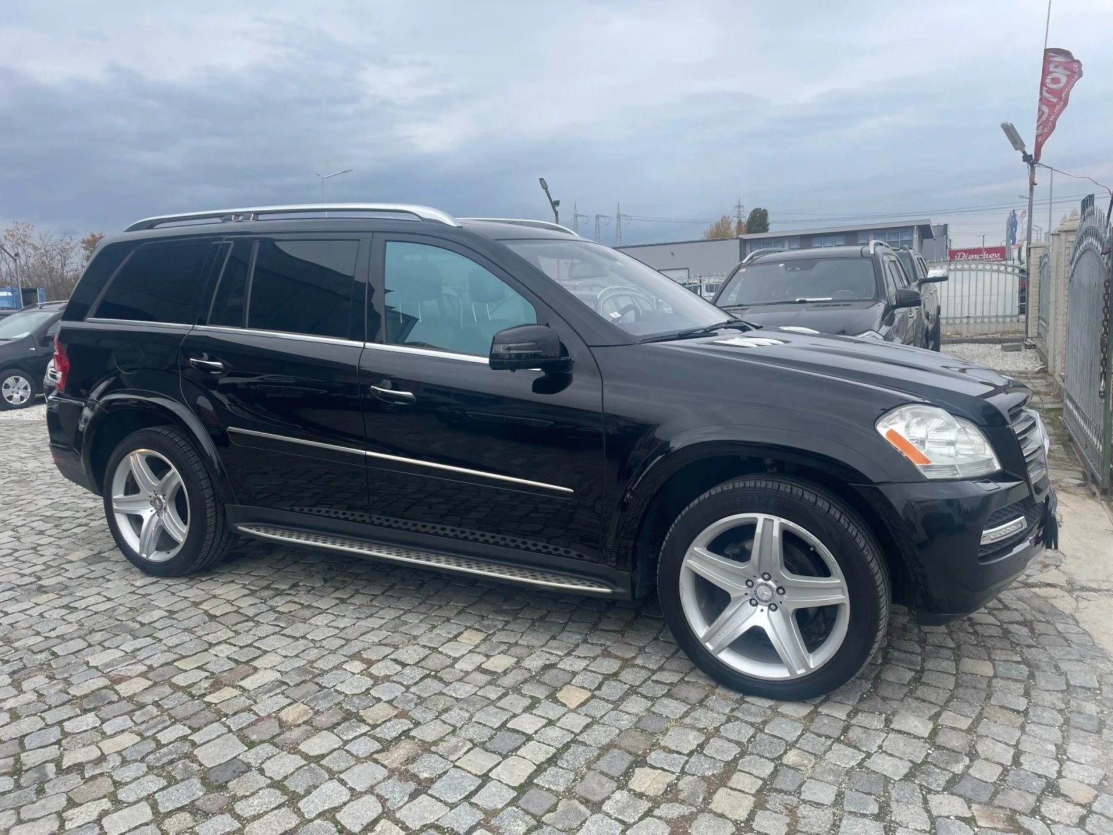 Mercedes-Benz GL 550 388кс 64028км Япония - изображение 4