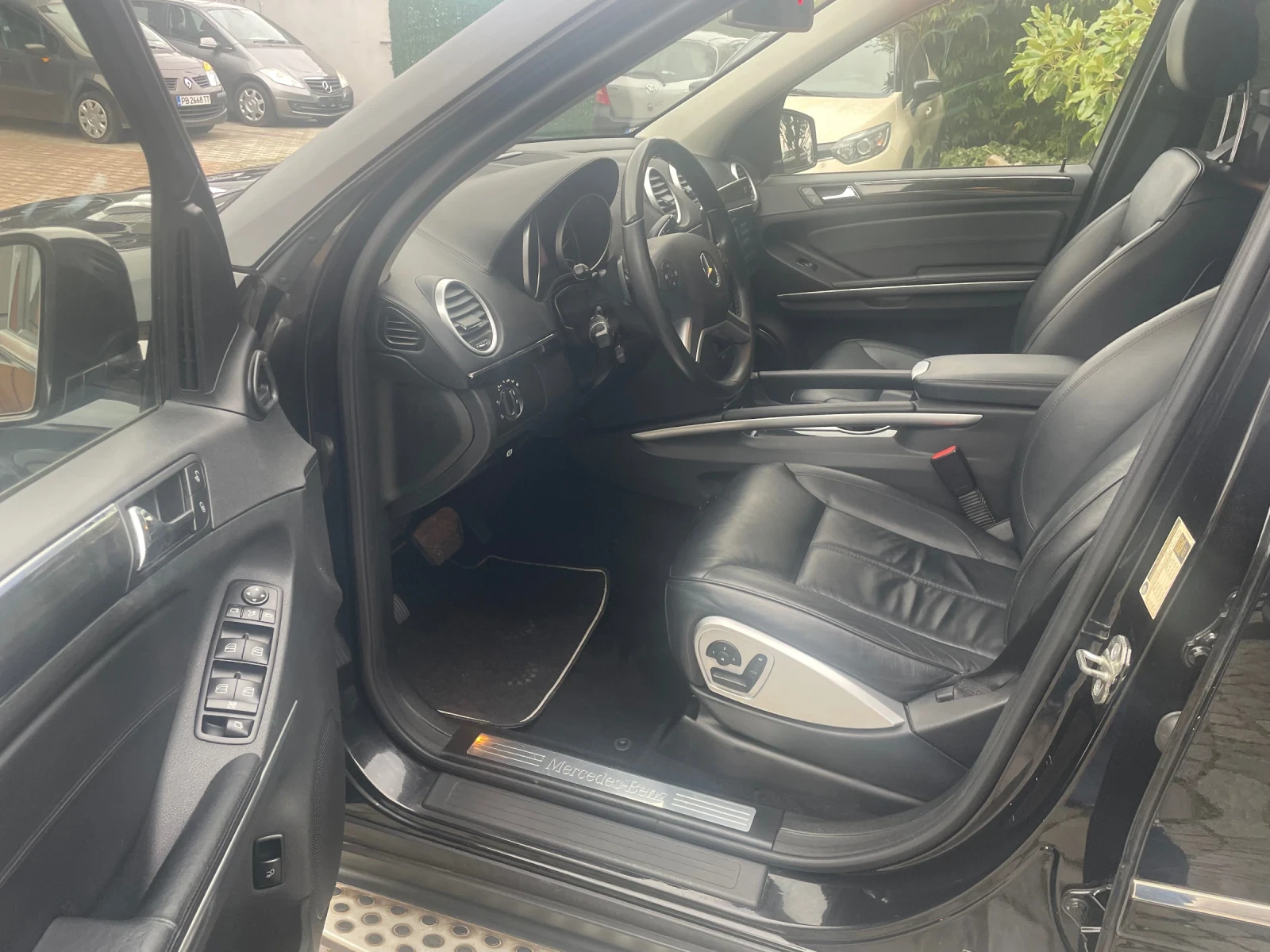 Mercedes-Benz GL 550 388кс 64028км Япония - изображение 10