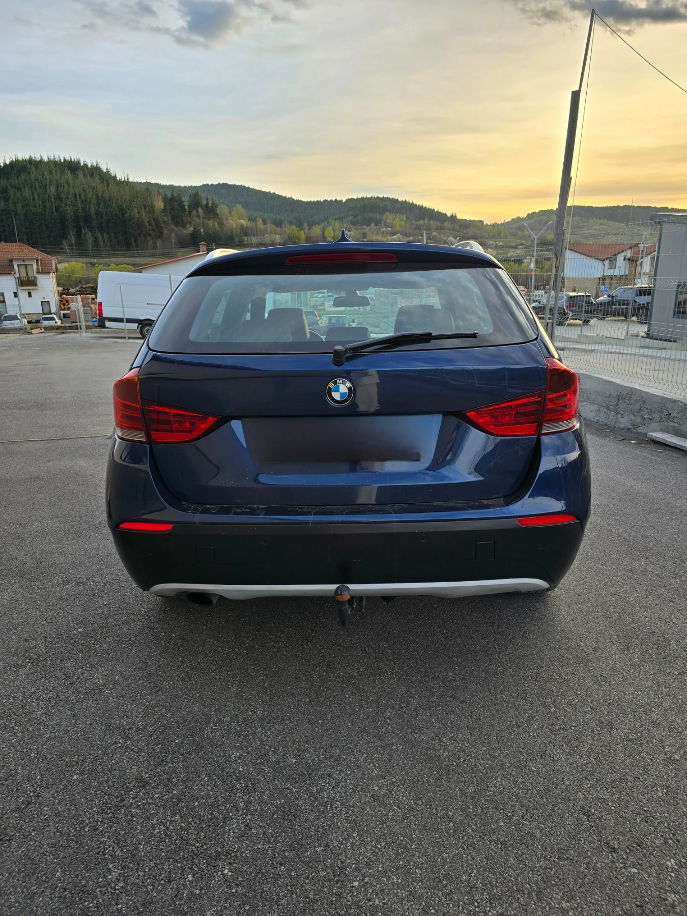 BMW X1 2.3d Xdrive - изображение 4