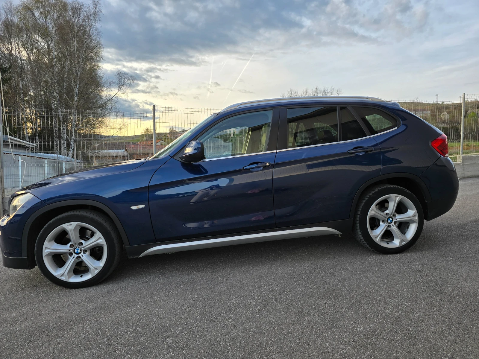BMW X1 2.3d Xdrive - изображение 6