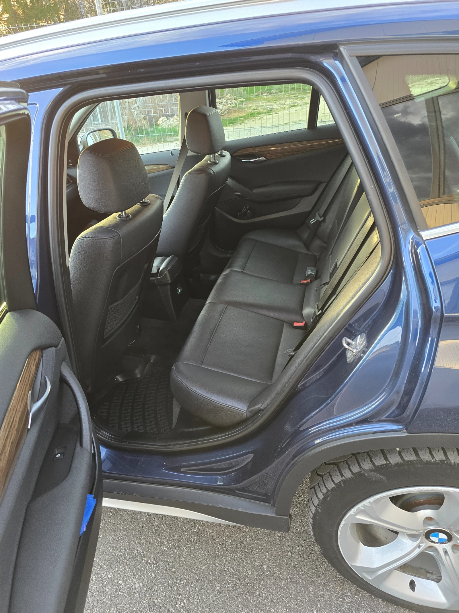 BMW X1 2.3d Xdrive - изображение 8