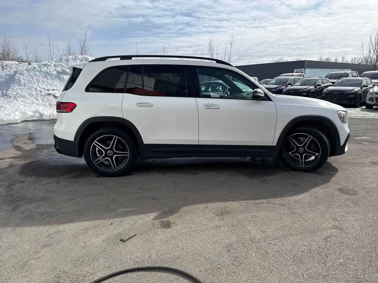 Mercedes-Benz GLB * 250 * CARFAX * ЦЕНА ДО БГ, снимка 3 - Автомобили и джипове - 53749494