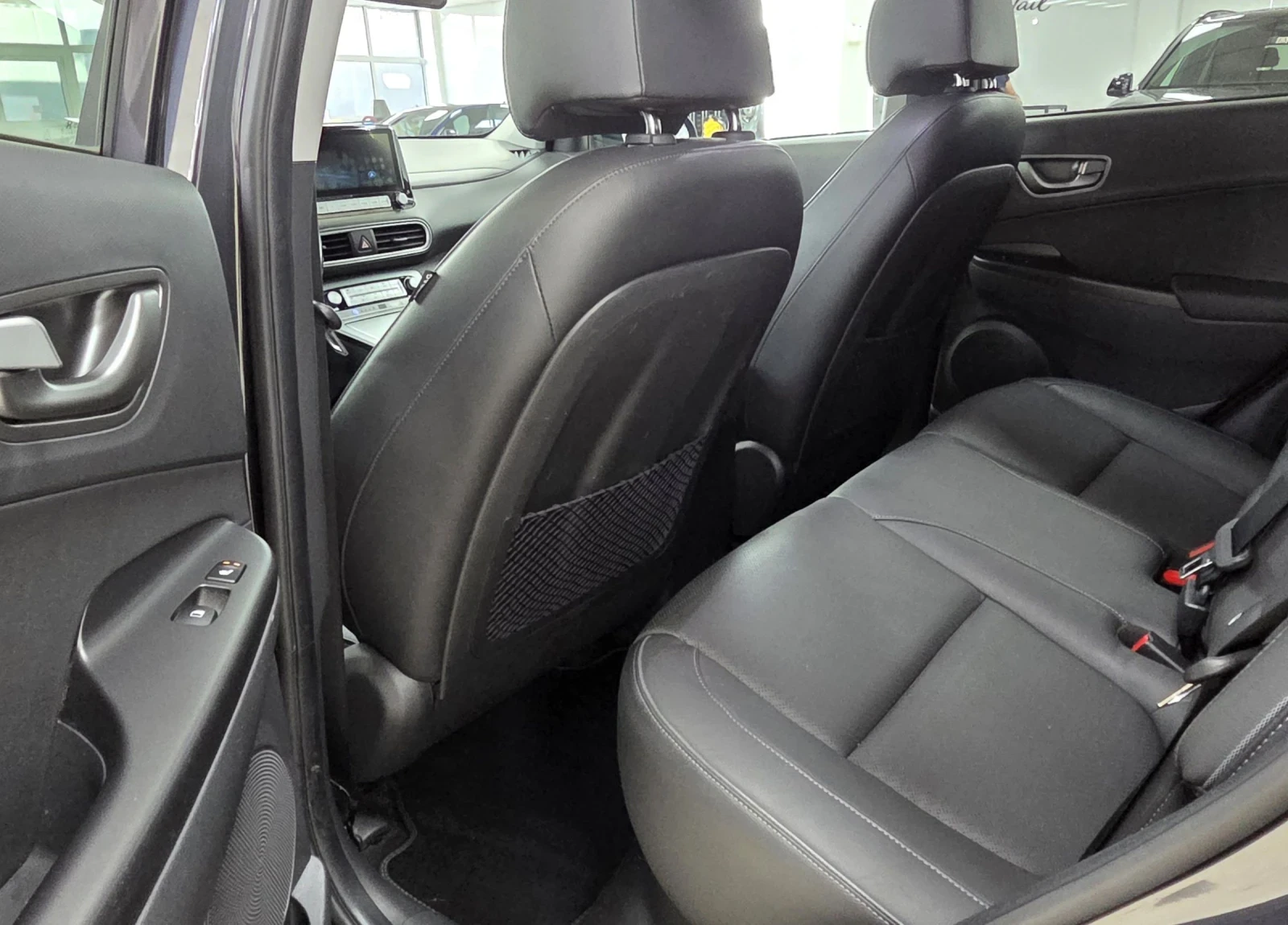 Hyundai Kona 64KWh/Premium/SOH100/Blue link, снимка 8 - Автомобили и джипове - 54117625