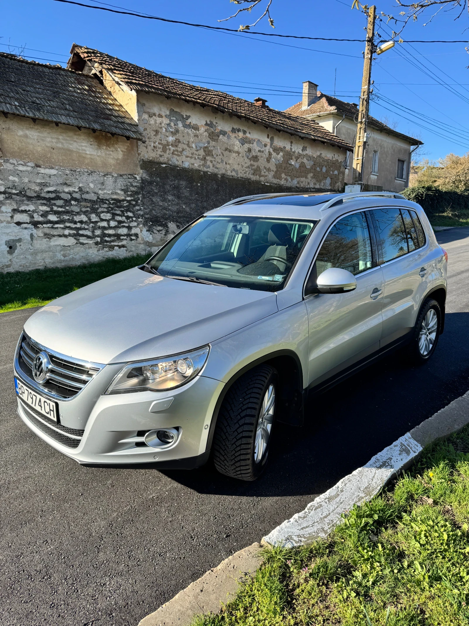 VW Tiguan 2.0 TDI 140 COMMON RAIL, снимка 4 - Автомобили и джипове - 54131292