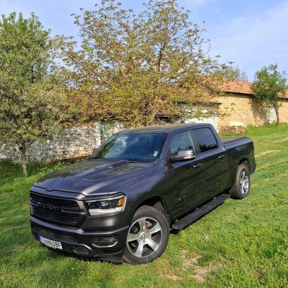 Dodge RAM 1500 Sport 4x4, снимка 3 - Автомобили и джипове - 54374923