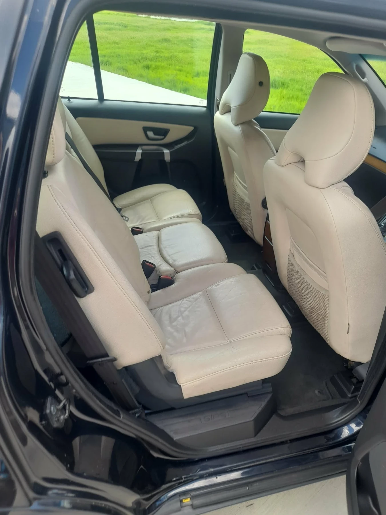 Volvo Xc90 D5, 7 местен, снимка 6 - Автомобили и джипове - 54443911