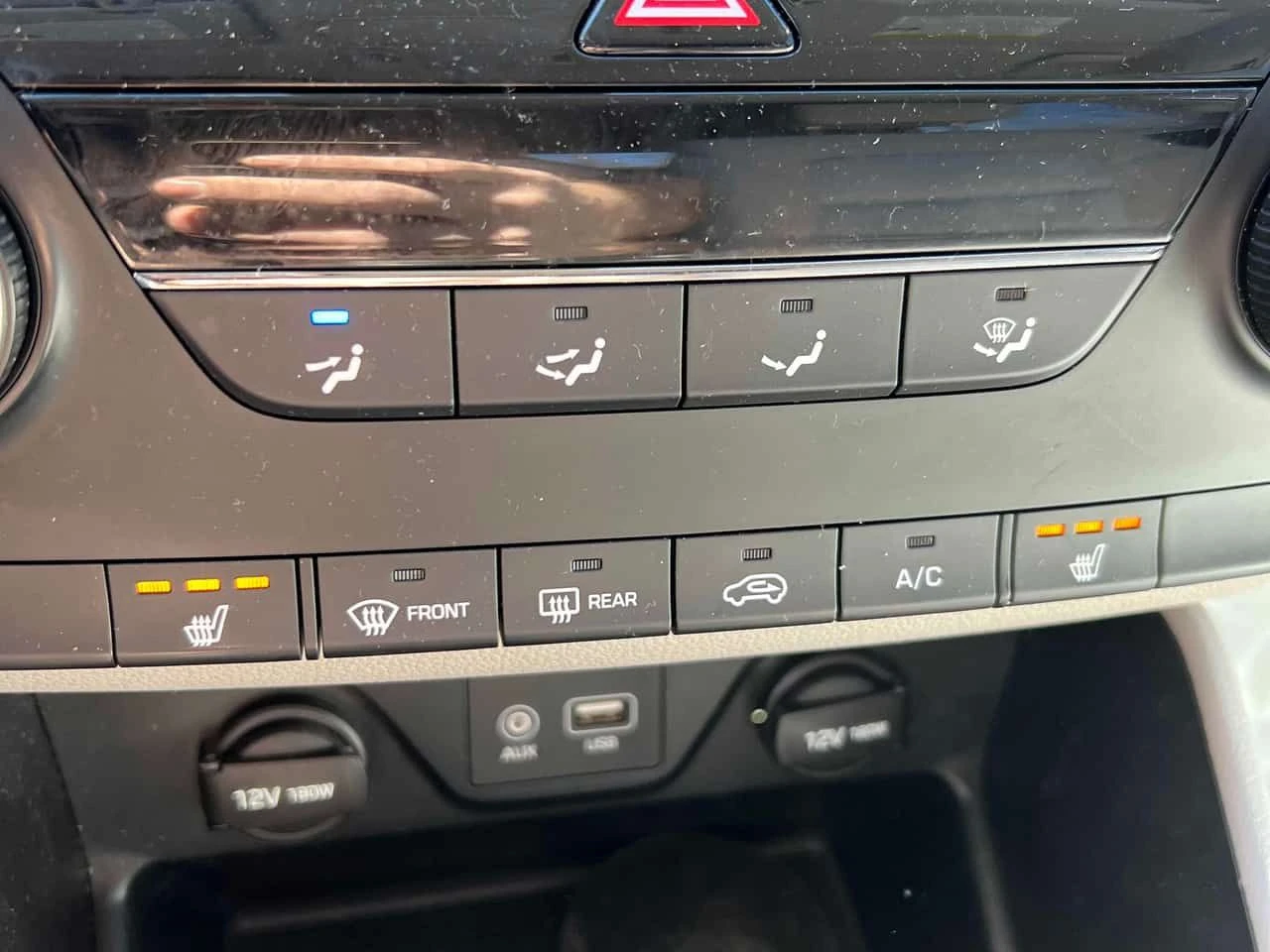 Hyundai Tucson * FWD 4dr 2.0L * CARFAX * 2 КЛЮЧА * KEYLESS * , снимка 10 - Автомобили и джипове - 54545606
