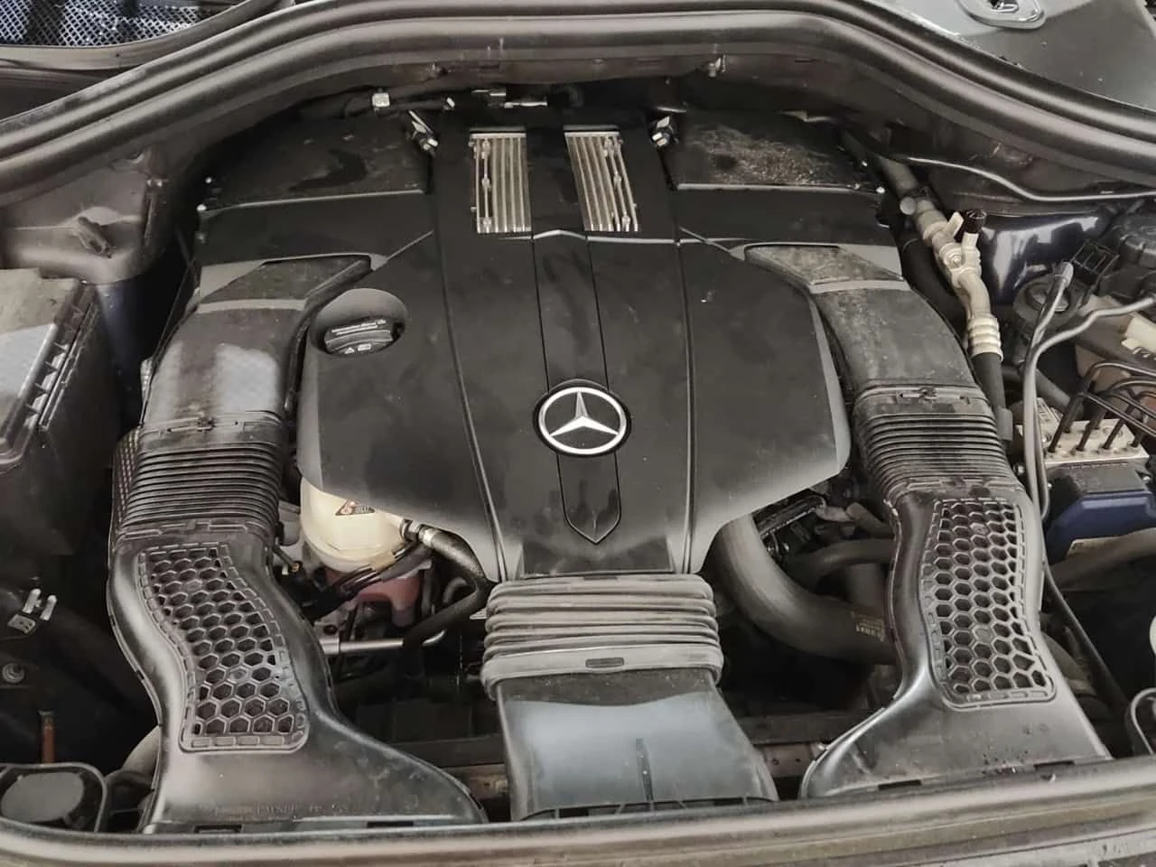 Mercedes-Benz GLS 450 360 KAMEРИ * 7 МЕСТЕН* ПАНОРАМА * ДИСТРОНИК, снимка 16 - Автомобили и джипове - 54568980