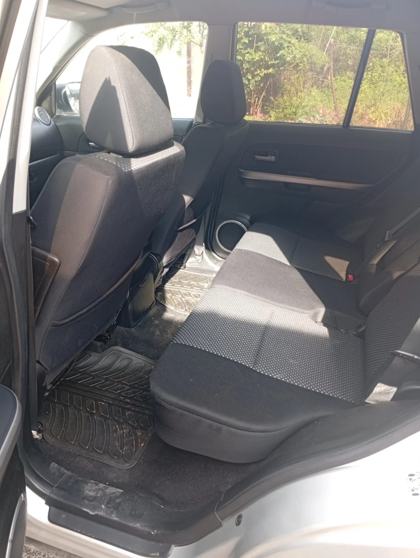 Suzuki Grand vitara 1.9 TDI, снимка 2 - Автомобили и джипове - 54622714