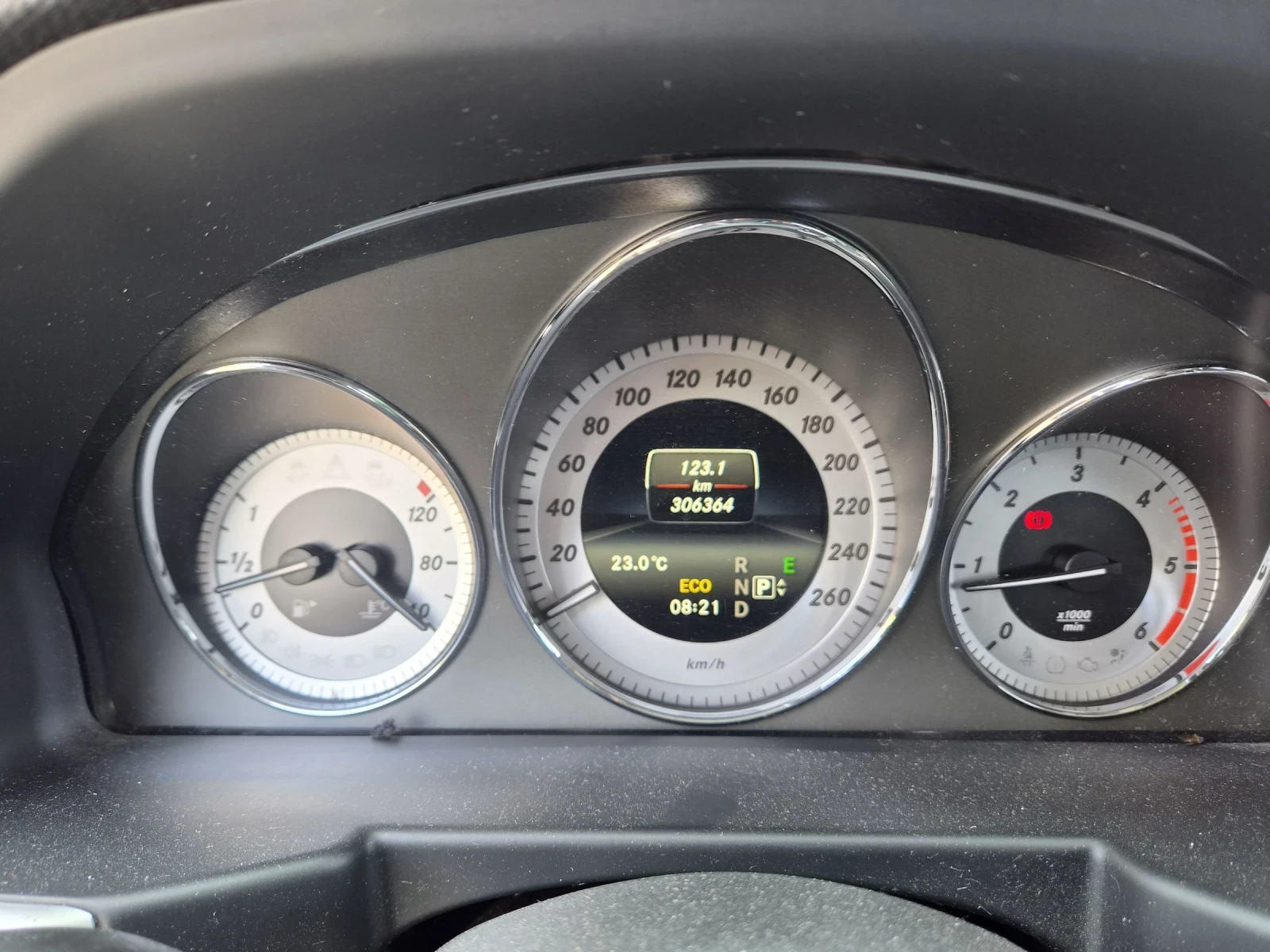 Mercedes-Benz GLK 2.2 170k.s, снимка 10 - Автомобили и джипове - 54748311