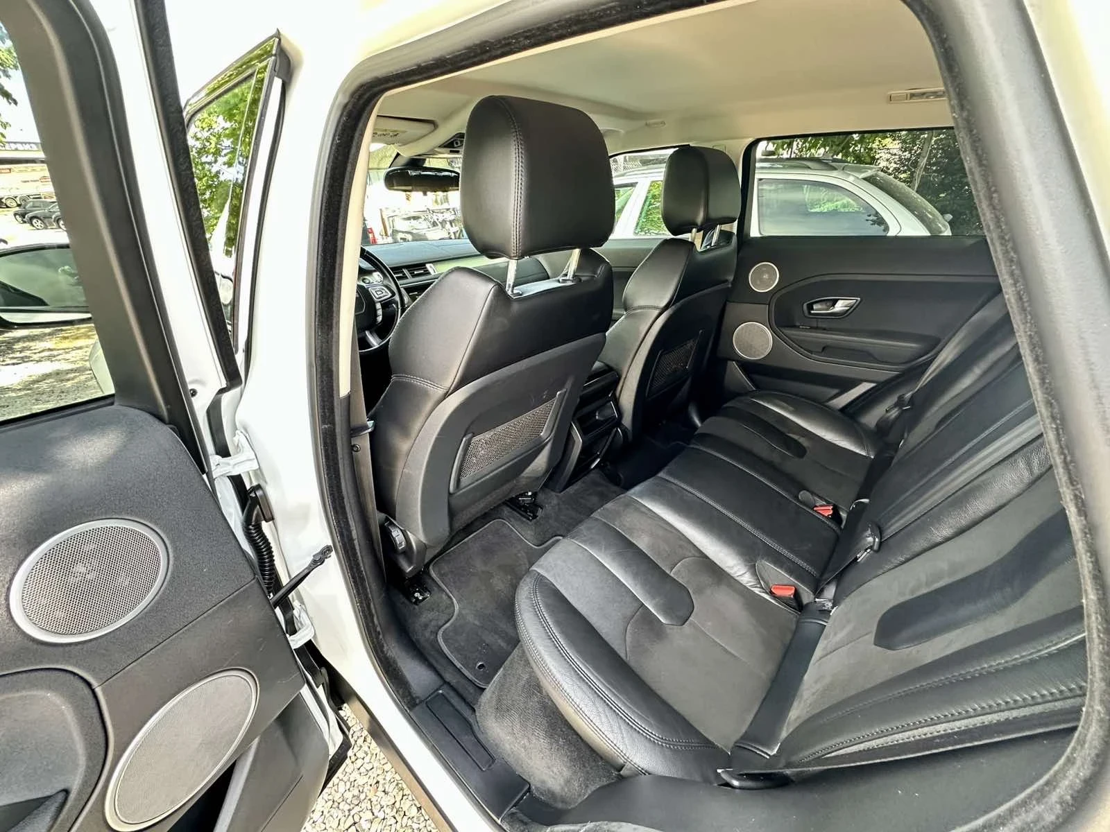 Land Rover Range Rover Evoque 2.2TD4, снимка 7 - Автомобили и джипове - 54836280