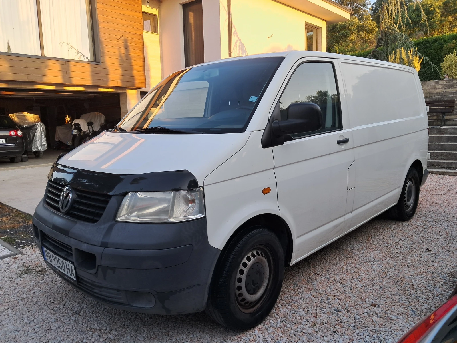 VW Transporter T5-216000 км.